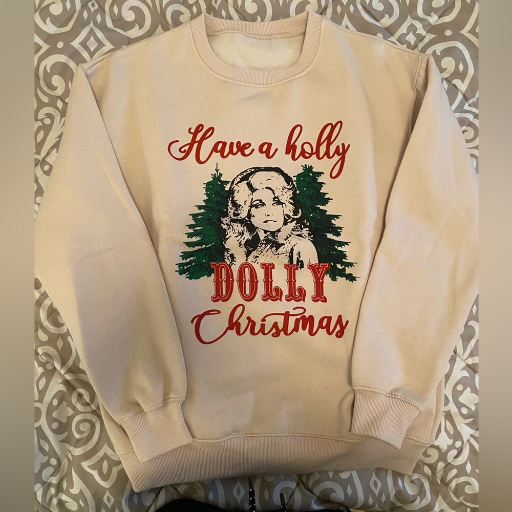Size small Dolly Parton holiday crewneck sweatshirt.